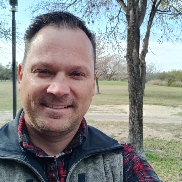 Meet your Posher, Eric - Picture 1 of 1